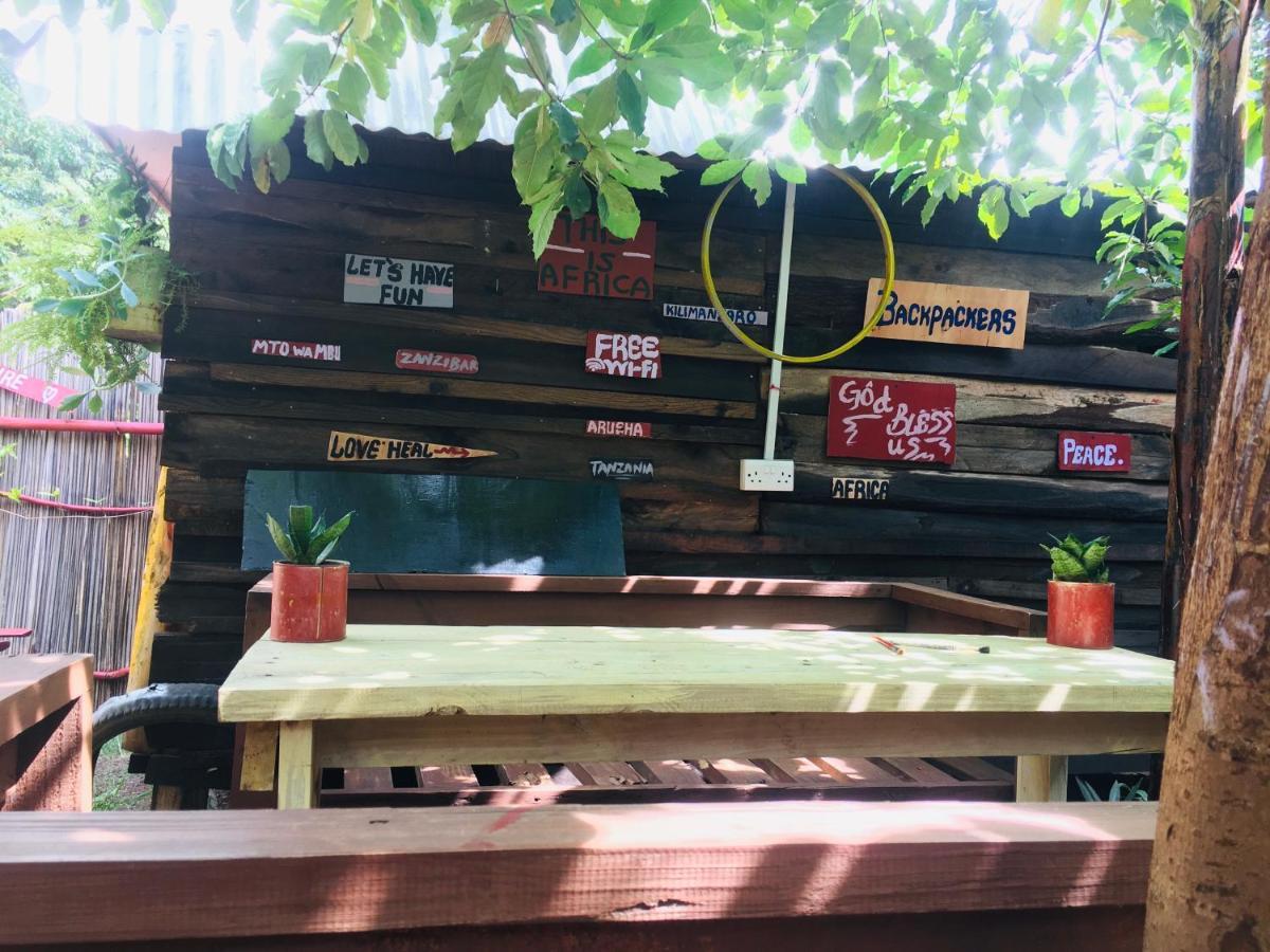Ava Garden Backpackers